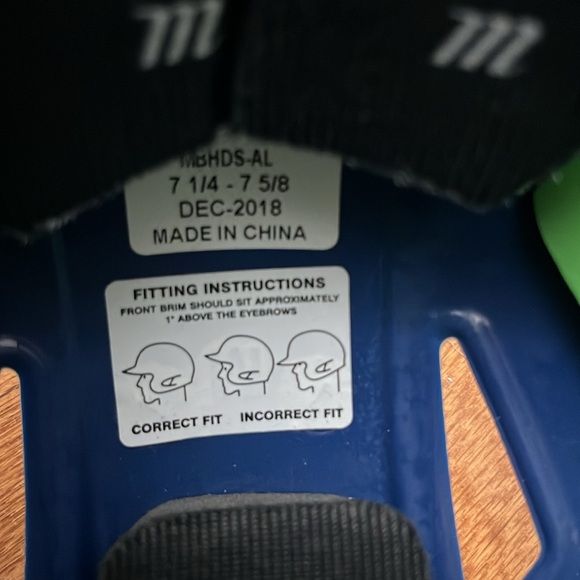 Marucci batting helmet. Brand new. Never worn. Royal Blue. Size L 7 1/4–7 5/8. - Picture 5 of 6